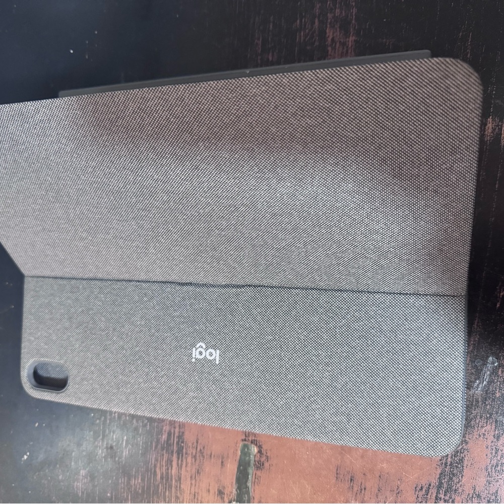 Logitech Combo Touch Keyboard Case - Picture 2 of 3